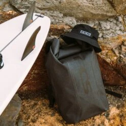 FCS Wet Dry Backpack 40L -Sports Surfing Shop 7103 4 l