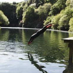 C-Skins Swim Research 4/3mm Mens Wetsuit Back Zip - Medium Small MS -Sports Surfing Shop 7749 4 l